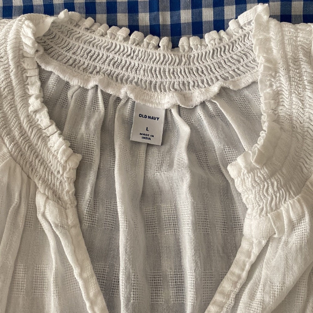 3/$15 Old Navy White Linen Cotton Shirt - Picture 2 of 5
